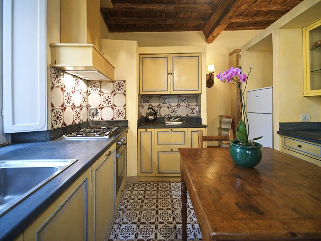 Charming Trastevere Apartment Rome Exterior photo